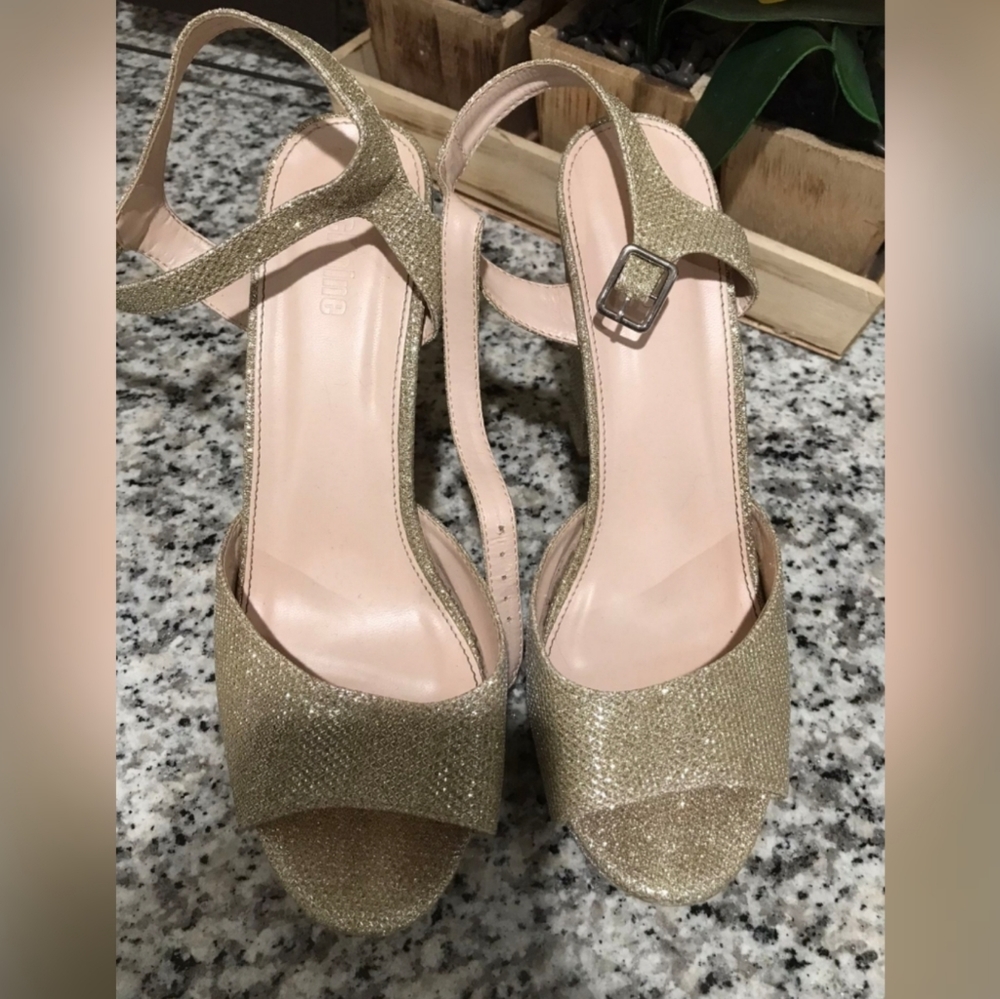HEELS